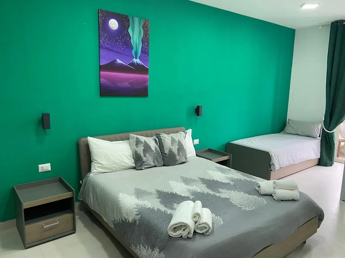 2Naples Rooms Guest house